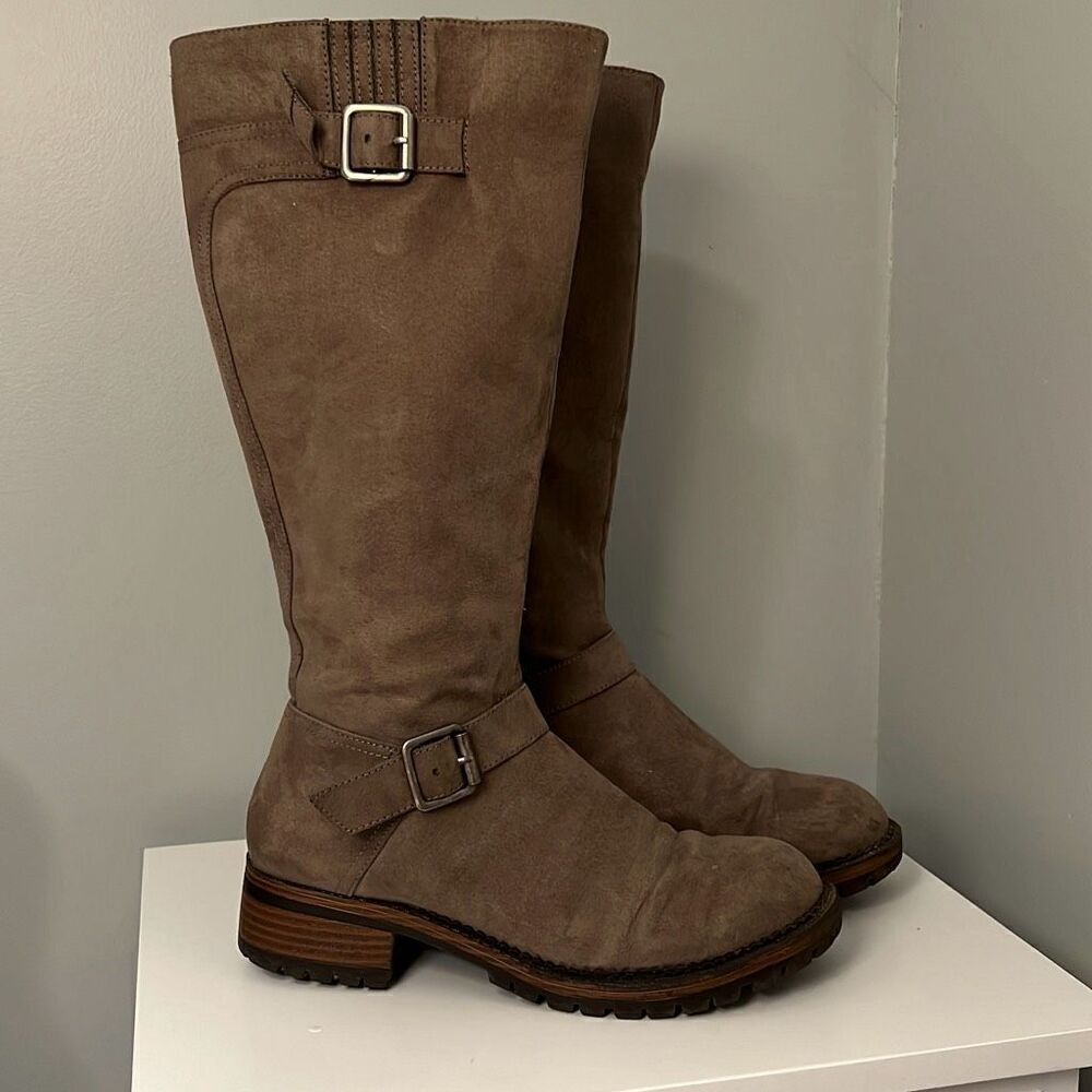 Kenneth Cole Tough Talk Women's Brown Faux Suede Side Zip Tall Boots Size 7 Wide